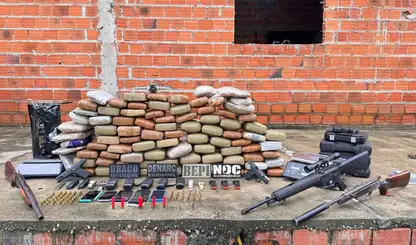 Operação apreende mais de 100 kg de drogas e armas que abasteceriam Teresina