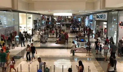 Comércio fecha em 2 de maio e compensa no Corpus Christi em Teresina