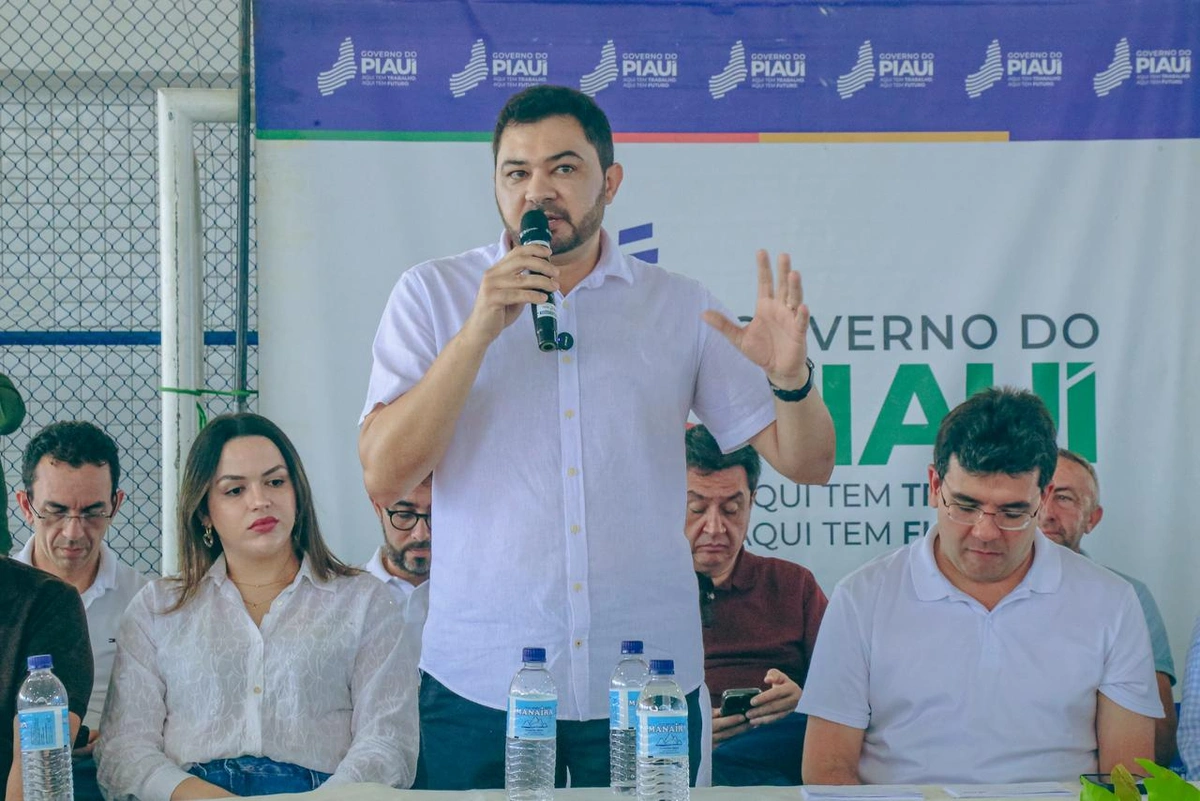 Em Lagoa do Barro, Rafael Fonteles autoriza mais de R$ 4 milhões para obras de infraestrutura e abastecimento de água (Reginaldo Coelho)