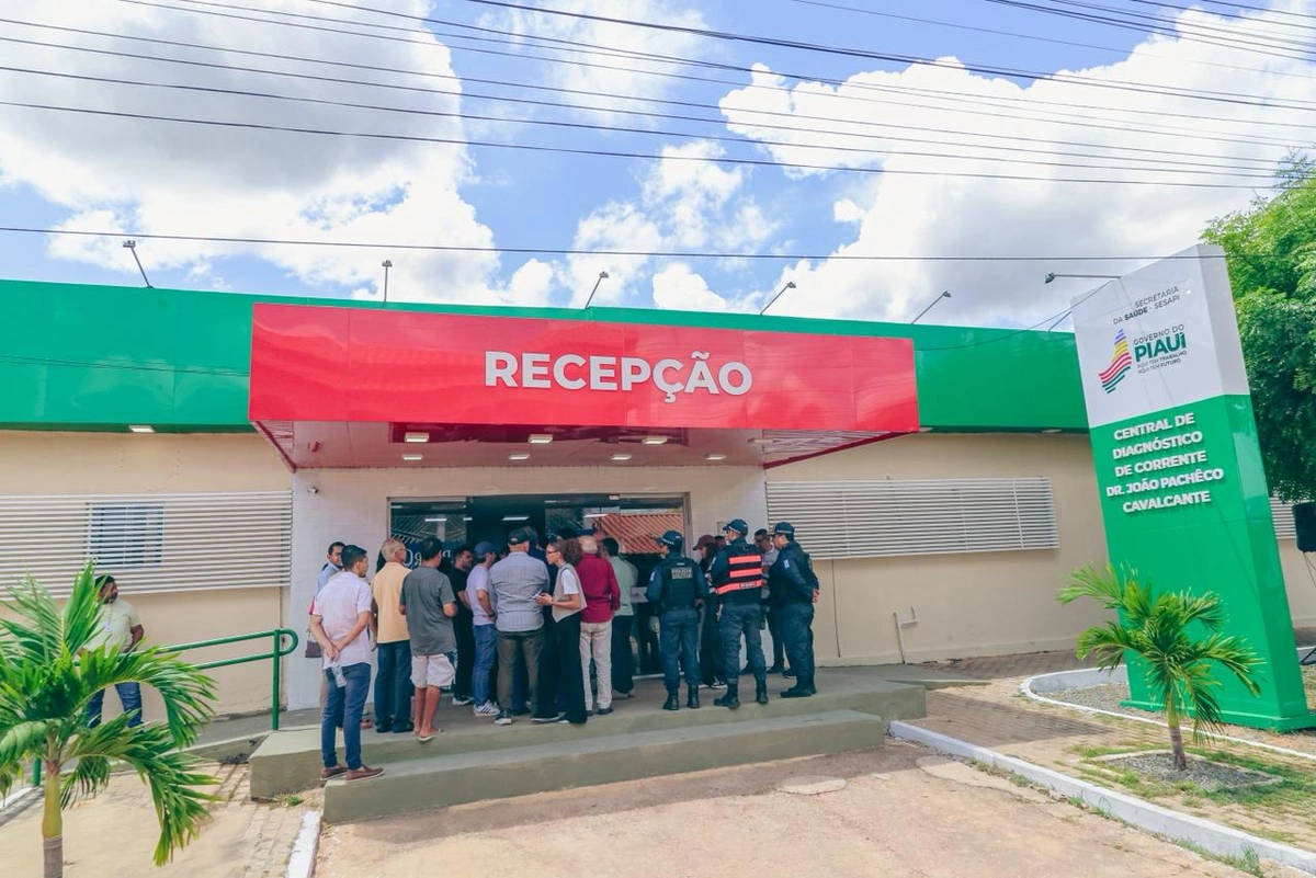 Governador inaugura e visita obras de mobilidade e saúde em Corrente que somam R$ 4 milhões em investimentos