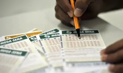 Mega-Sena acumula prêmio e pode pagar R$ 16 milhões no próximo sorteio