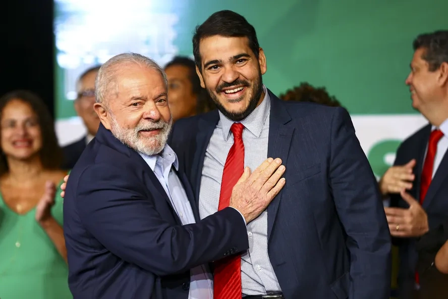 O presidente da República, Luiz Inácio Lula da Silva, e o atual advogado-geral da União, Jorge Messias