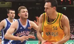 Lenda do basquete mundial, Oscar Schmidt morre aos 68 anos