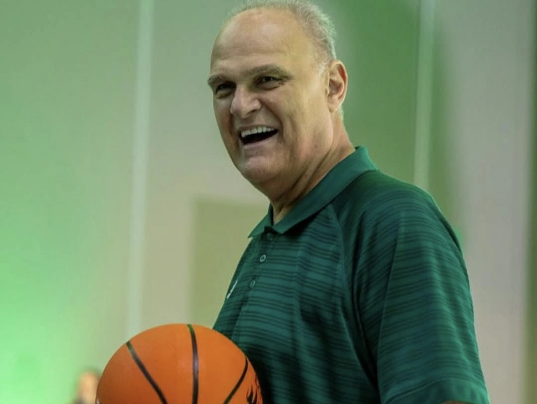 Oscar Schmidt, ex-jogador de basquete