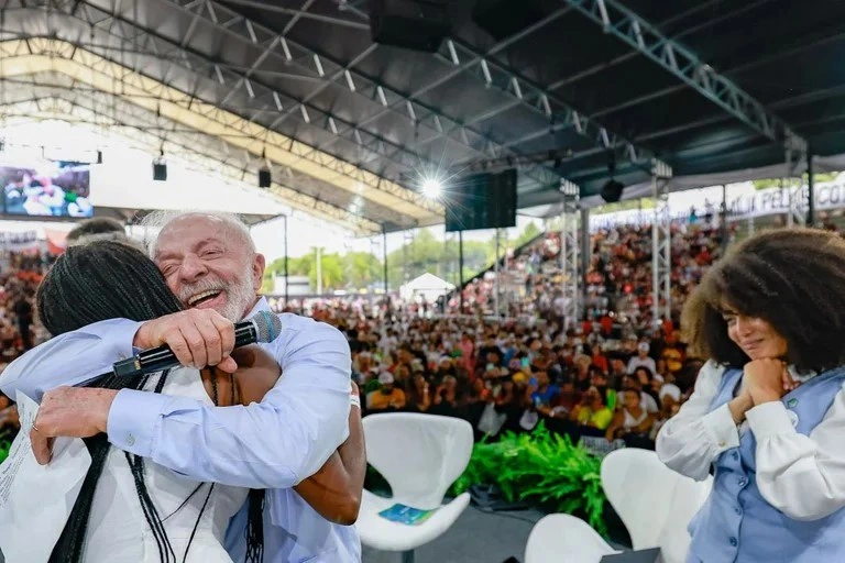 Presidente Lula durante prestação de contas em evento