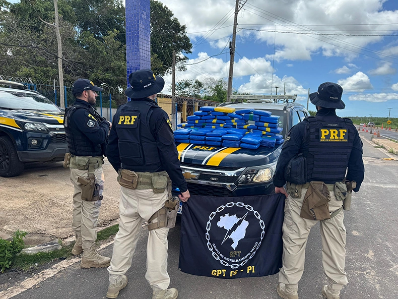 PRF apreende skunk a supermaconha