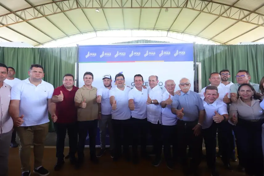 Rafael Fonteles vistoria reforma de escola e obras de calçamento que ampliam qualidade de vida em Sussuapara