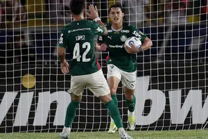 Ramón Sosa celebra gol marcado pelo Palmeiras (Foto: Reuters)