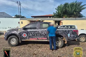 Um homem de 57 anos, foragido da Justiça de São Paulo há mais de nove anos pelo crime de estupro de vulnerável, foi preso neste domingo (19) (Foto: PM-PI)