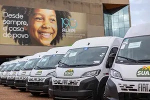 Vans adaptadas do MDS para fortalecem a assistência social no Piauí (Foto: Roberta Aline/MDS)