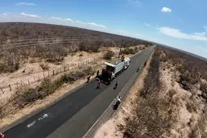 Estrada sendo recuperada pelo DER-PI (Foto: DER-PI)