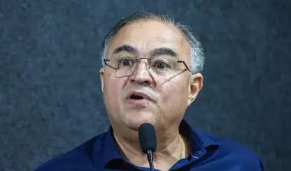 Discurso de ética esbarra no passado político do comando do DC