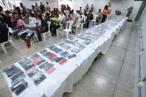 Governo do Estado do Piauí entrega mais 153 celulares recuperados nesta segunda (11) (Foto: SSP-PI)