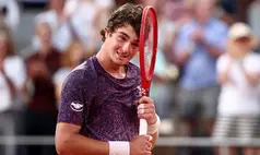João Fonseca busca vaga histórica nas quartas de Roland Garros contra Casper Ruud
