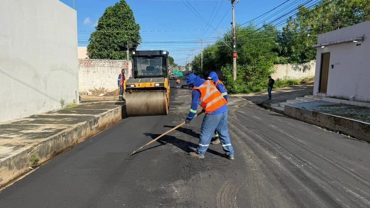 Mais Asfalto: programa de recuperação do DER cumpre etapa em Teresina