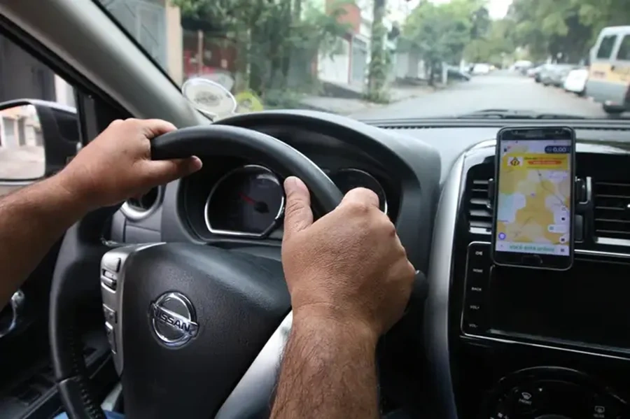 MOTORISTA DE APLICATIVO