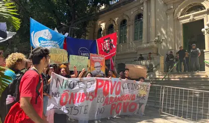 Protestos expõem crise no transporte e pressão cresce sobre Prefeitura de Teresina