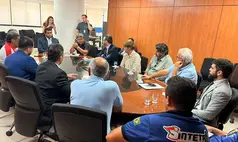 Impasse sobre reajuste adia acordo no transporte coletivo de Teresina