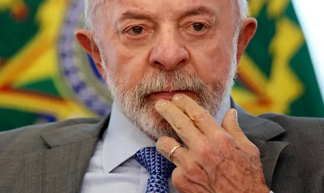 Governo federal prepara medida provisória para conter alta da gasolina