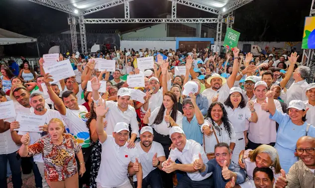 Rafael entrega obras do OPA na zona Leste e autoriza novos investimentos em Teresina