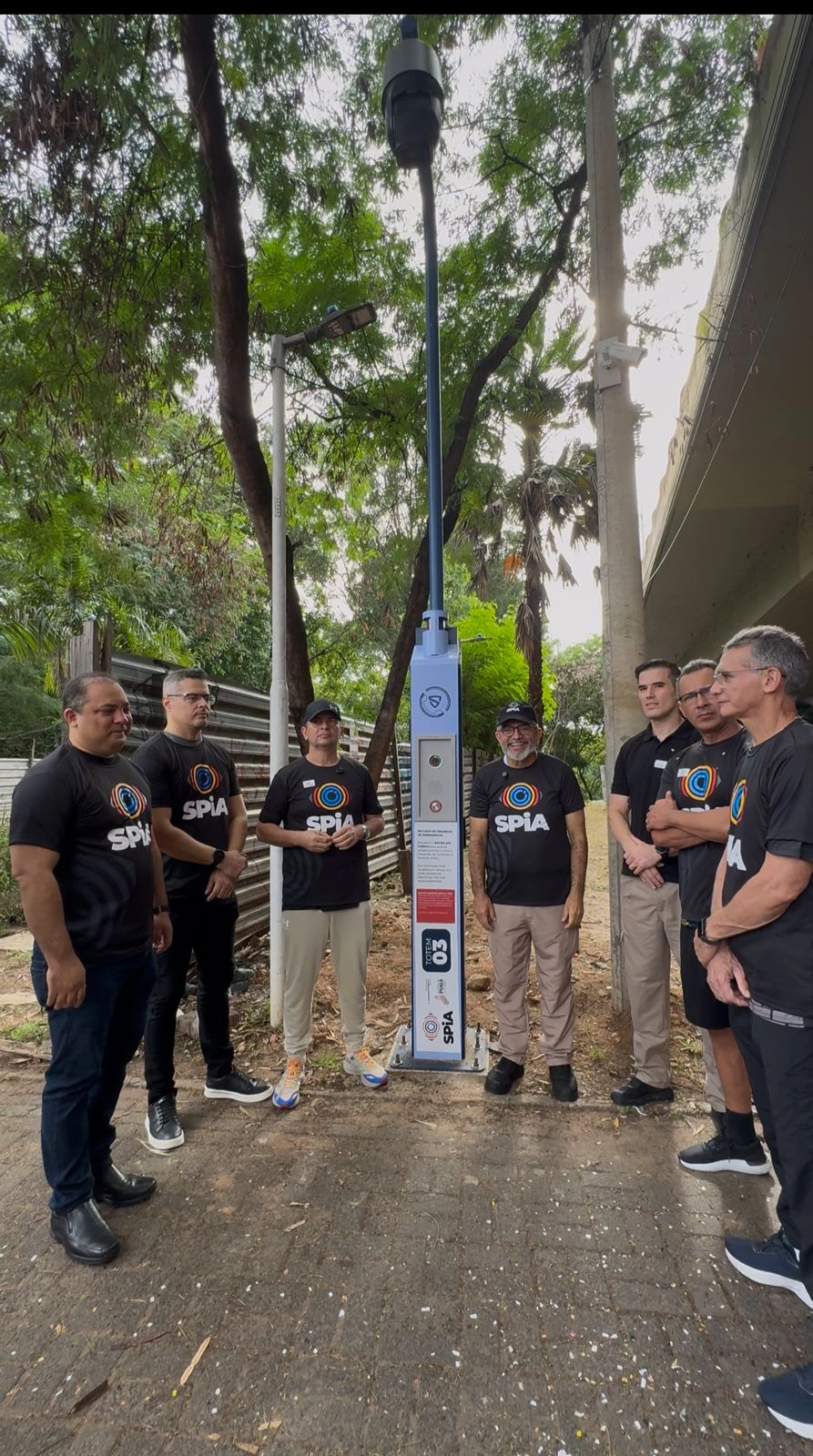 Totem inteligente é instalado na Avenida Marechal Castelo Branco, zona Leste de Teresina