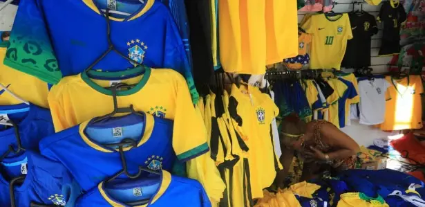 Comércio de Teresina terá horários especiais durante jogos do Brasil na Copa do Mundo