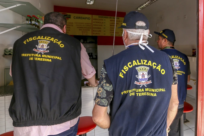 Fiscais da prefeitura de Teresina