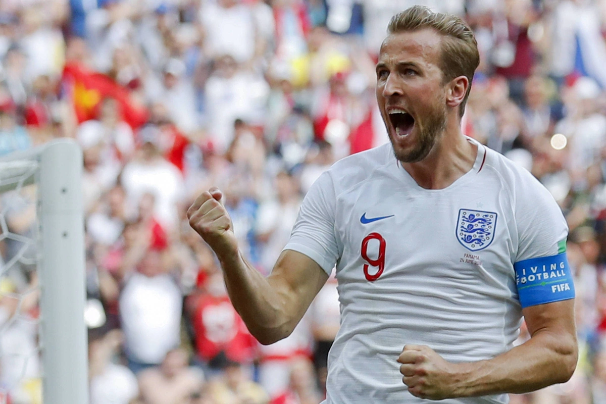 Harry Kane comemora gol contra o Panamá; atacante inglês assumiu artilharia do Mundial