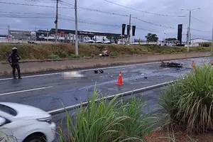 Homem morre e mulher fica ferida após acidente de moto na BR-316 em Teresina (Foto: Reprodução)