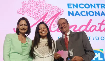Valdemar e Damares atuam para reduzir crise entre Michelle e Flávio Bolsonaro