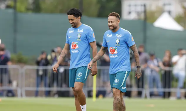 Neymar treina normalmente e Brasil intensifica preparação para duelo com a Escócia