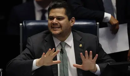 PEC do fim da escala 6x1 enfrenta entraves no Senado e pode ficar para depois das eleições
