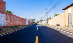 Rafael Fonteles vistoria obras do Mais Asfalto na zona norte de Teresina