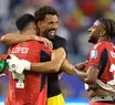 Equador surpreende Alemanha, Turquia vence EUA e Copa define novos classificados ao mata-mata