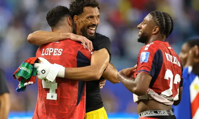 Equador surpreende Alemanha, Turquia vence EUA e Copa define novos classificados ao mata-mata