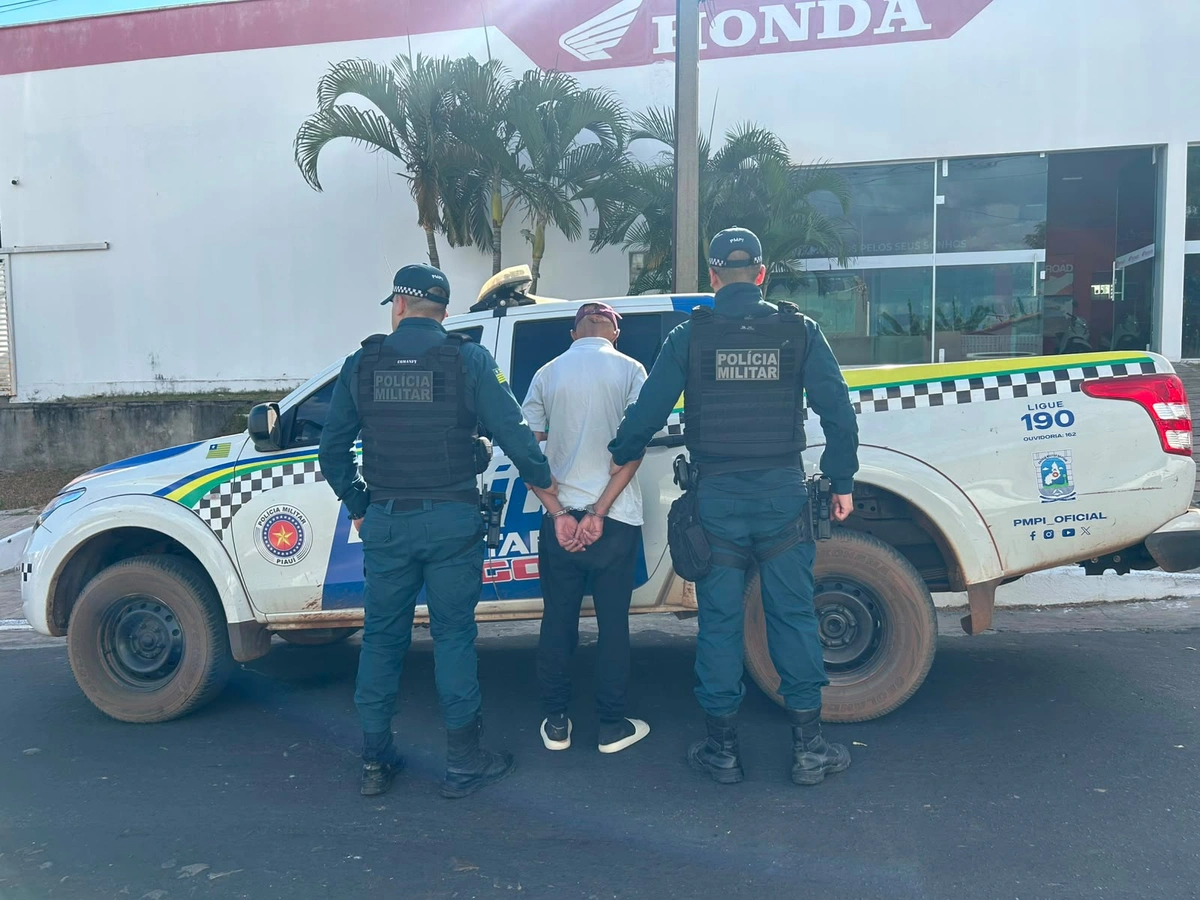 Homem, identificado apenas pelas iniciais  J. C. M. R. D. S., conhecido como “Donatelo”, foi preso nesta segunda-feira (13)