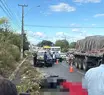 Passageiro de moto por aplicativo morre após acidente com carreta na zona Sul de Teresina