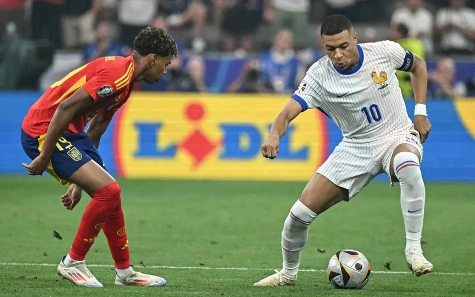 Semifinal entre França e Espanha