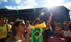 Bares e restaurantes projetam alta de 20% no faturamento com Brasil nas oitavas da Copa