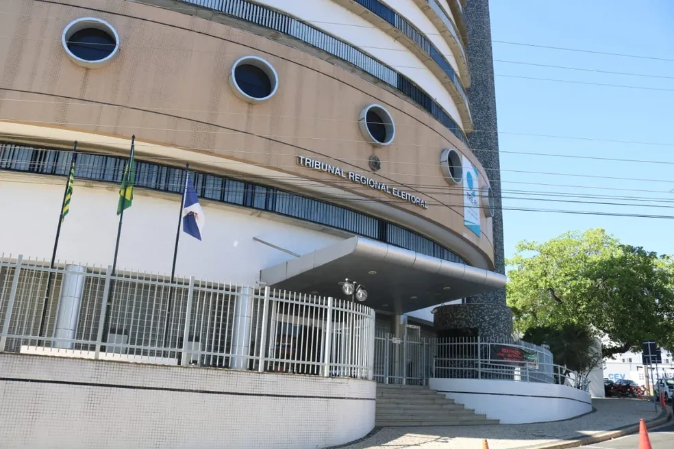 Fachada do prédio do Tribunal Regional Eleitoral do Piauí