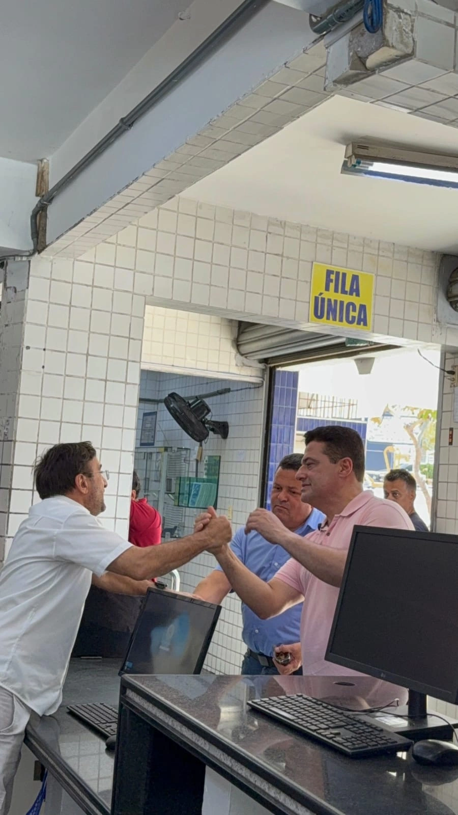 Gustavo Henrique na Avenida Miguel Rosa
