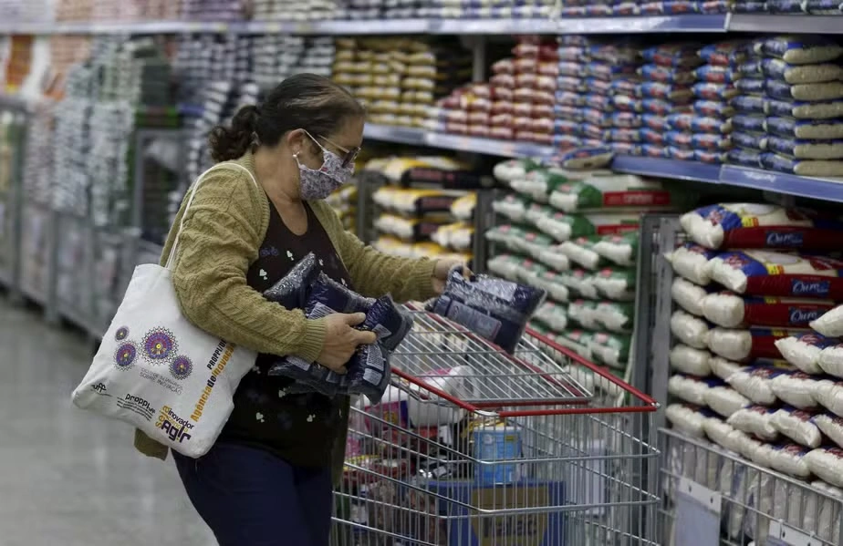 Inflação desacelera a 0,07% no mês de julho