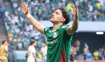Palmeiras goleia Fortaleza e fica perto das quartas da Copa do Brasil
