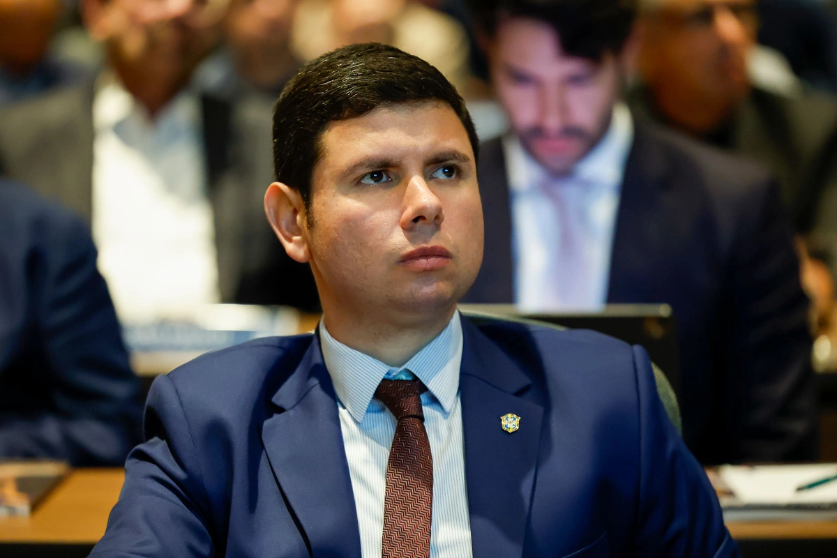 Netto Góes, diretor de Arbitragem da CBF, aposta que as mudanças aprovadas podem recuperar minutos de bola rolando no futebol brasileiro