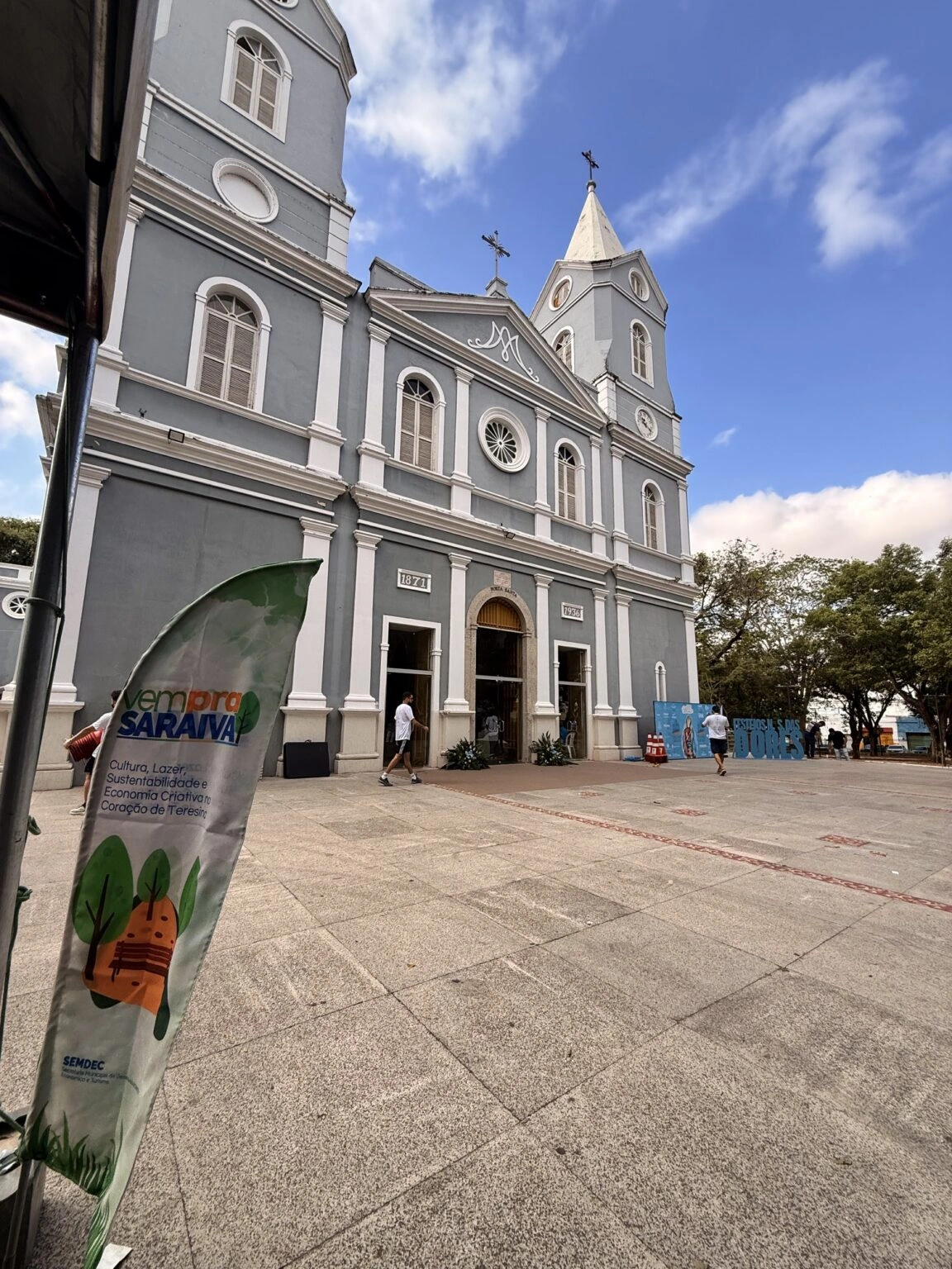 Feira Vem Pra Sairava