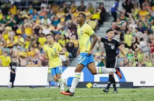 O atacante Rayan comemora o gol de empate do Brasil contra a Austrália (Foto: Rafael Ribeiro/CBF)